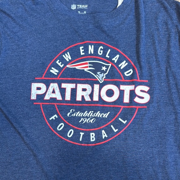 NWT NFL Patriots Navy Blue Short Sleeve Tee Size XL - Picture 2 of 11